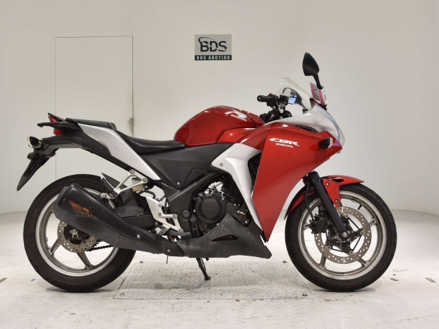 Honda CBR250R 2011