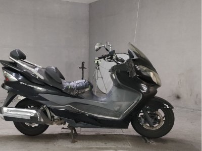 Suzuki SKYWAVE 250S