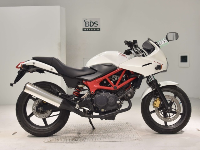 Honda VTR250F 2013