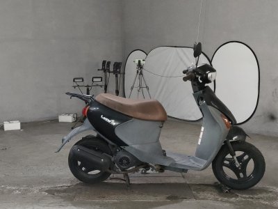 Suzuki LETS4