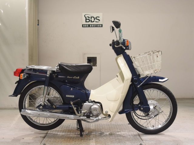 Honda C90 2005