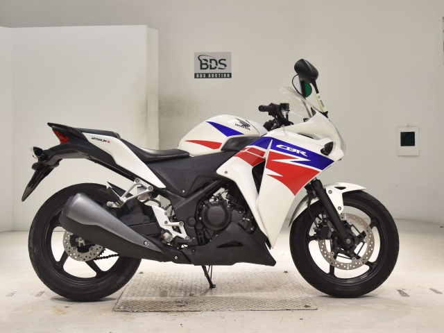 Honda CBR250R 2013