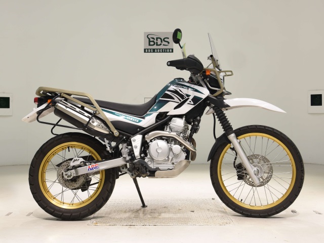 Yamaha SEROW XT250 2016