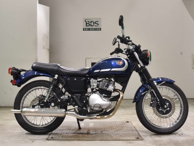 Kawasaki W230 2025
