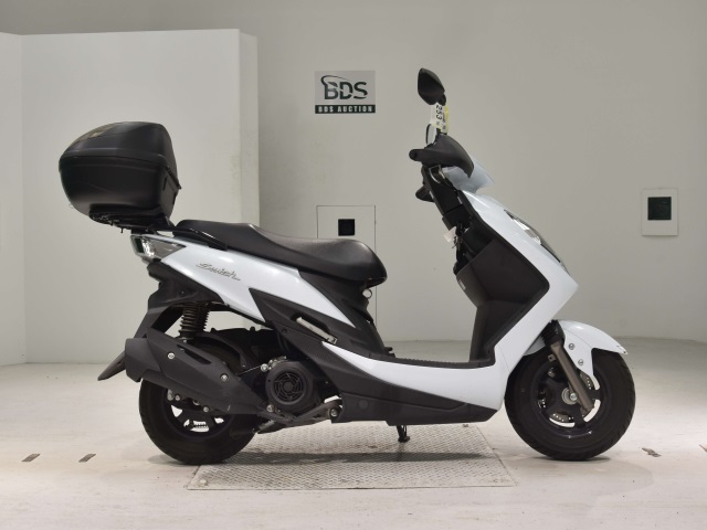Suzuki SWISH125