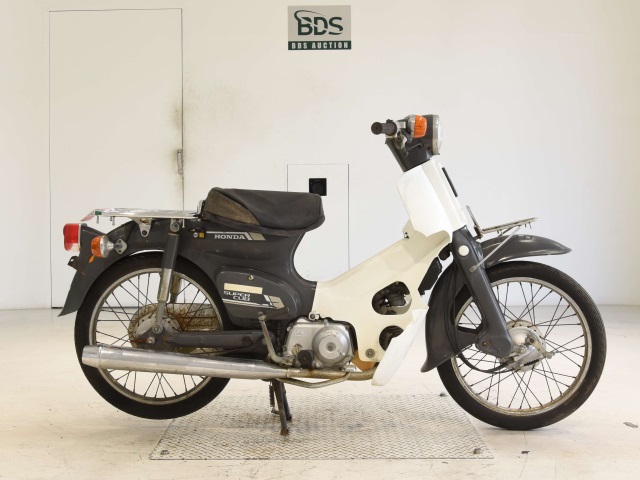Honda C50 1988