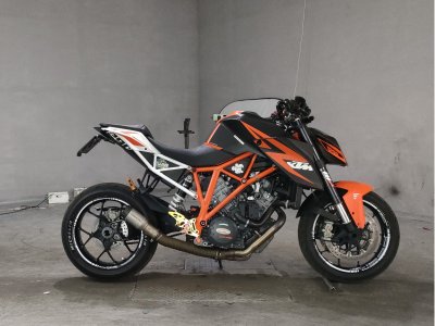 KTM 1290 SUPERDUKE R 2015