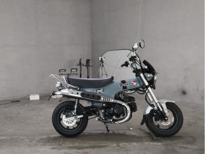 Honda DAX125 2022