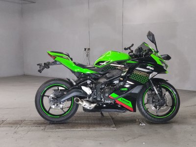 Kawasaki NINJA ZX-25R KRT