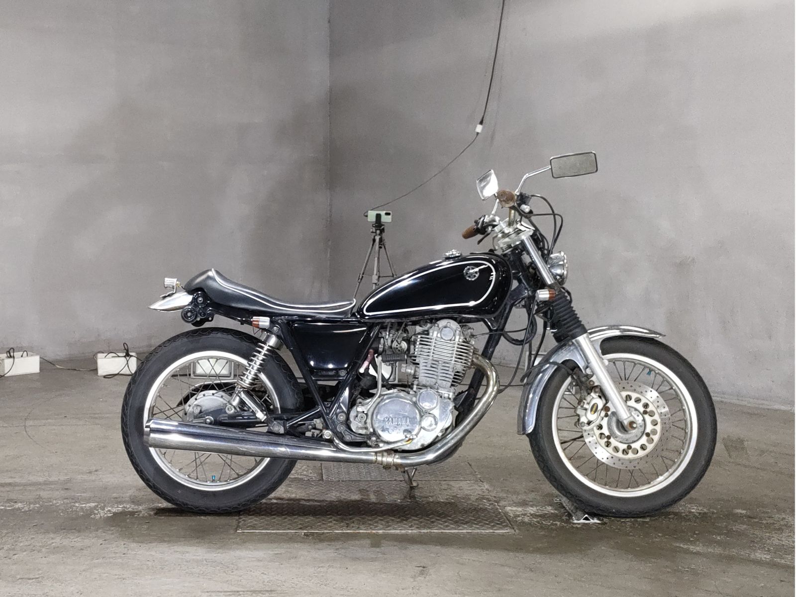 Yamaha SR400 2004