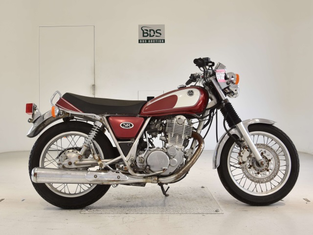 Yamaha SR400 2005