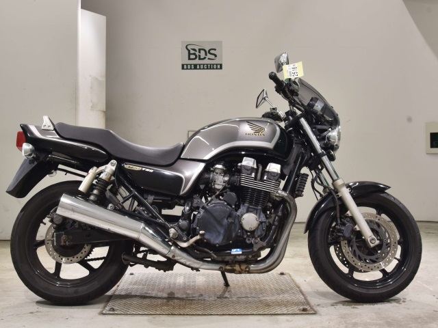 Honda CB750SF 2004