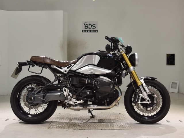 BMW R NINE T 2014