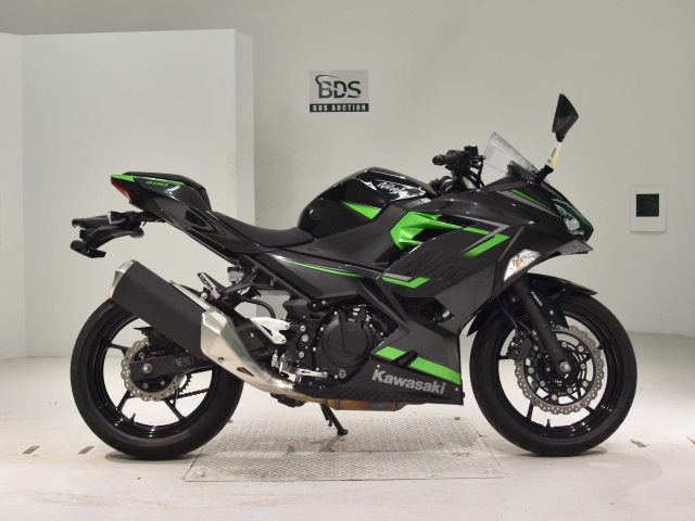 Kawasaki NINJA400 2023