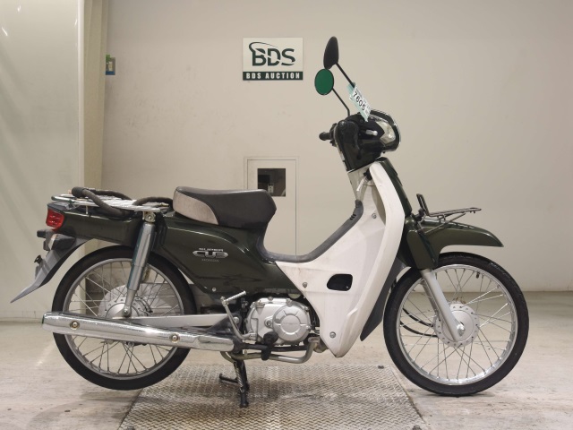 Honda C50 2012