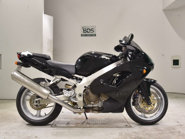 Kawasaki NINJA ZX-9R 2001
