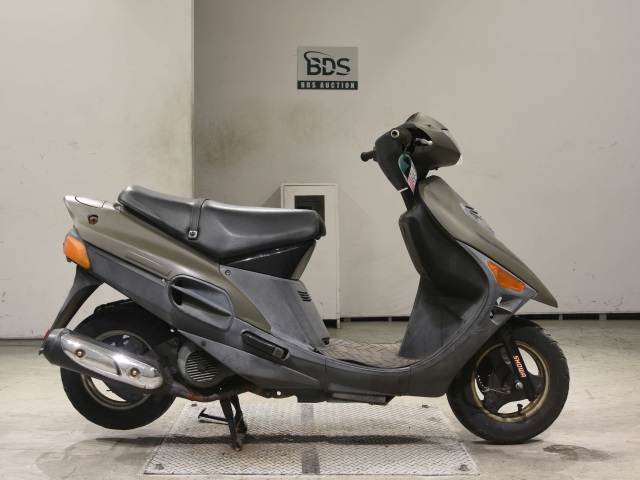 Suzuki AVENIS150