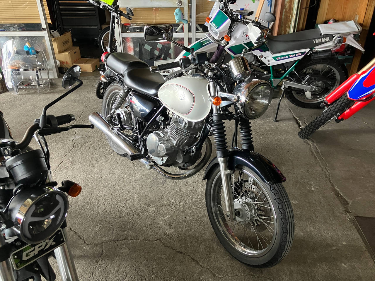 Suzuki ST250E TYPES 2012