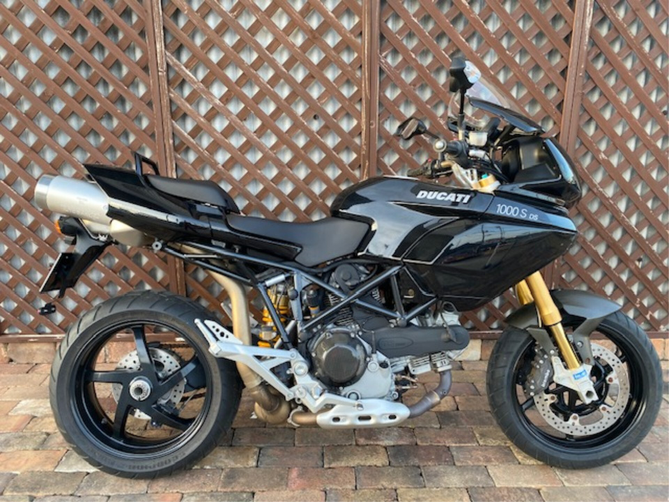 Ducati MULTISTRADA 1000 2005
