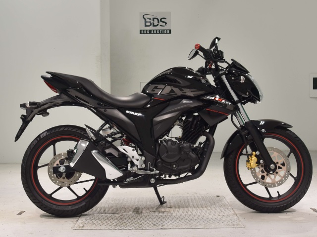 Suzuki GIXXER150