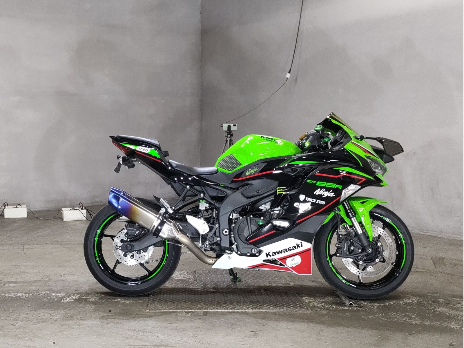 Kawasaki NINJA ZX-25R KRT 2022