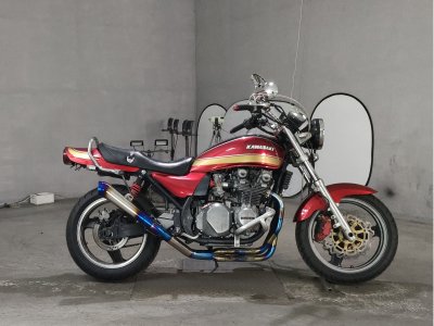 Kawasaki ZEPHYR750 2017