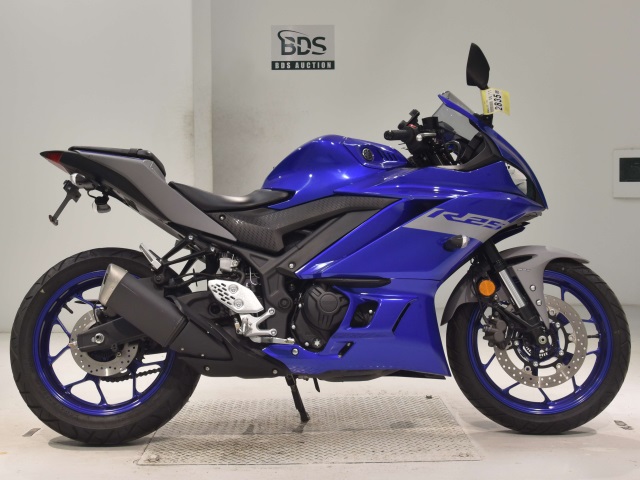 Yamaha YZF-R25 2021