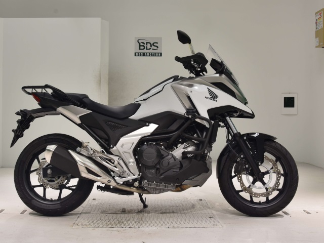 Honda NC750X 2023