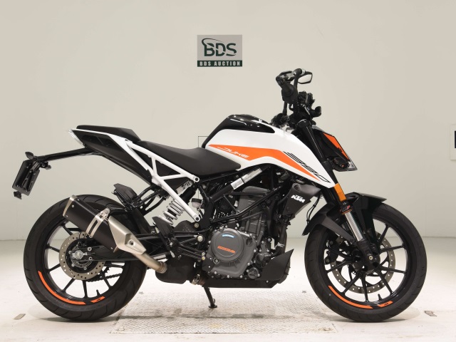 KTM 390 DUKE 2023