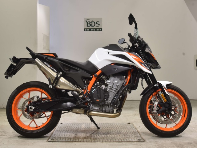KTM 890 DUKE R 2022