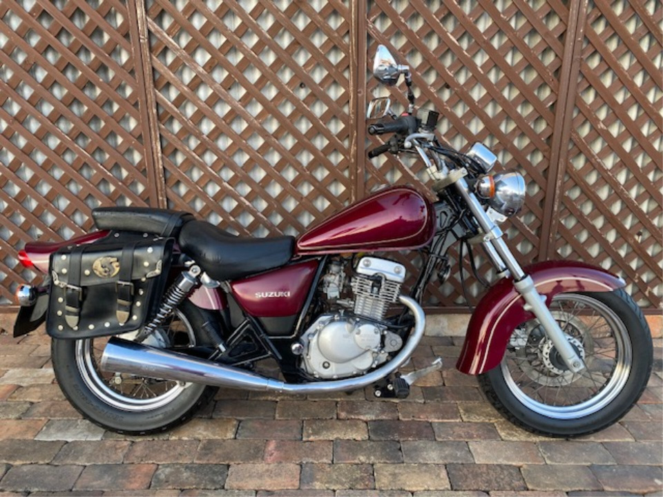 Suzuki MARAUDER125
