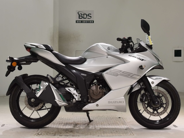 Suzuki GIXXER250SF 2019