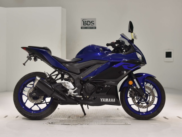 Yamaha YZF-R25A 2021