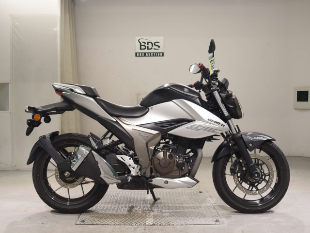 Suzuki GIXXER250 2019