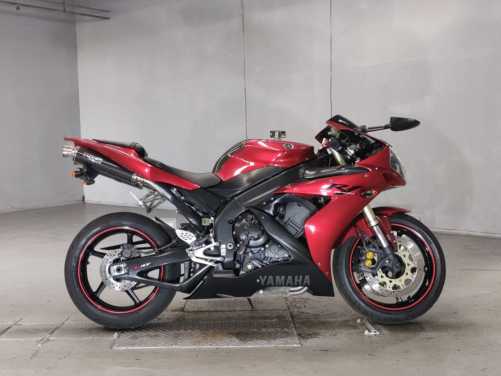Yamaha YZF-R1 2004