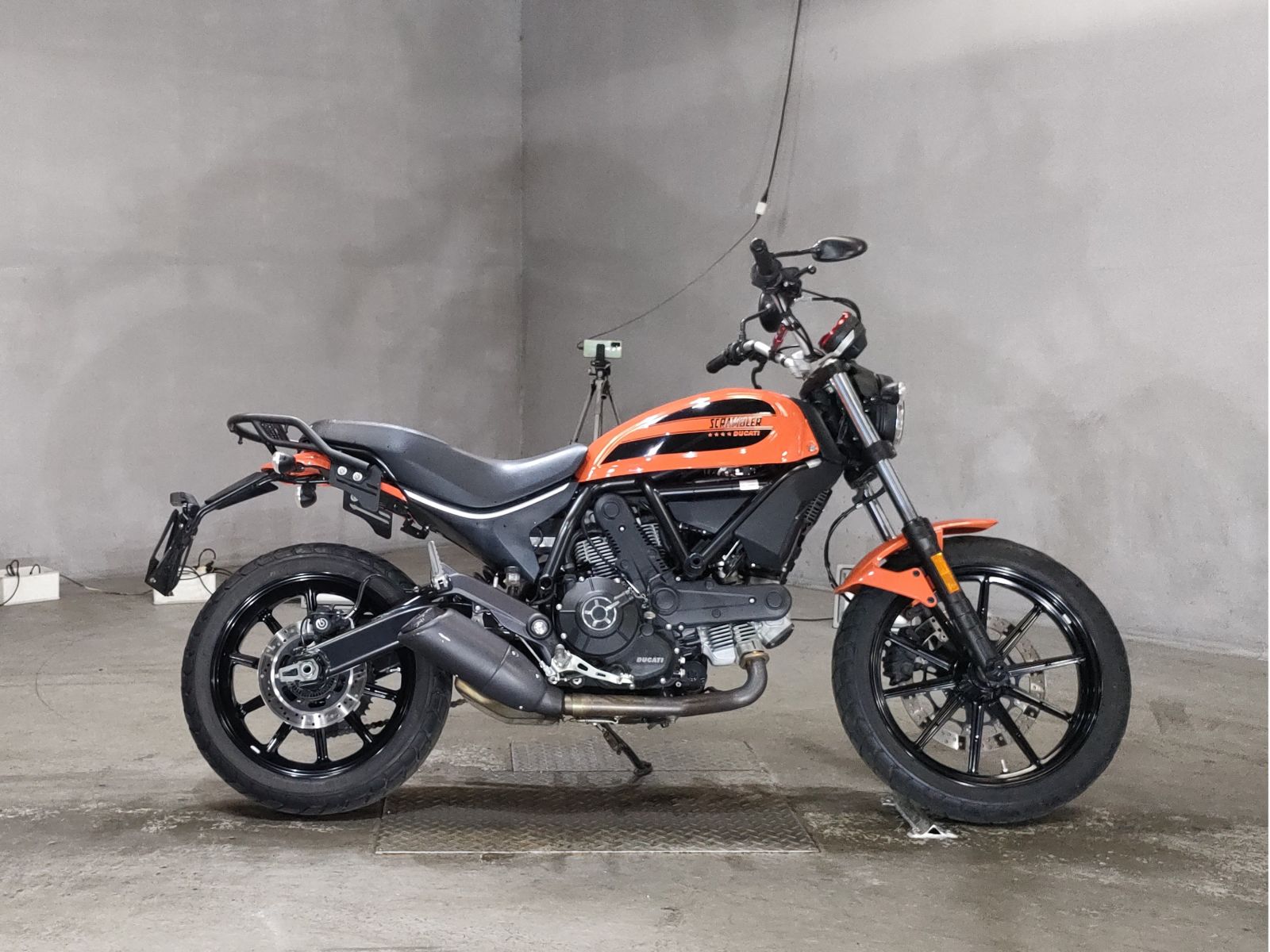 Ducati SCRAMBLER SIXTY2 2016