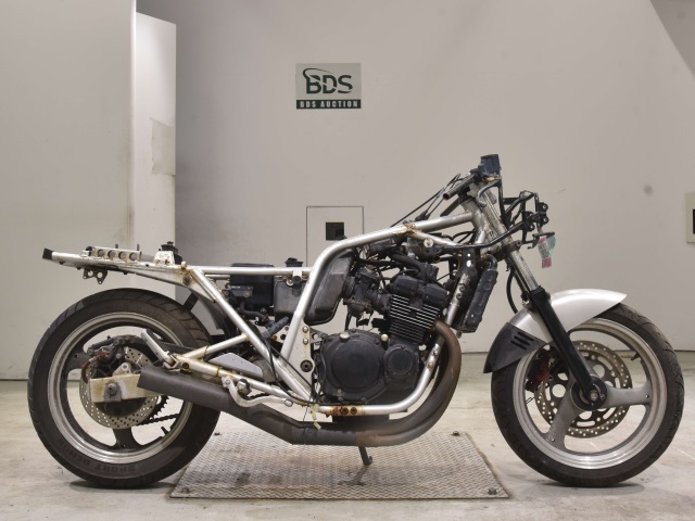 Suzuki GSX250S KATANA 1991