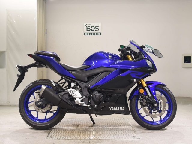 Yamaha YZF-R25A 2019