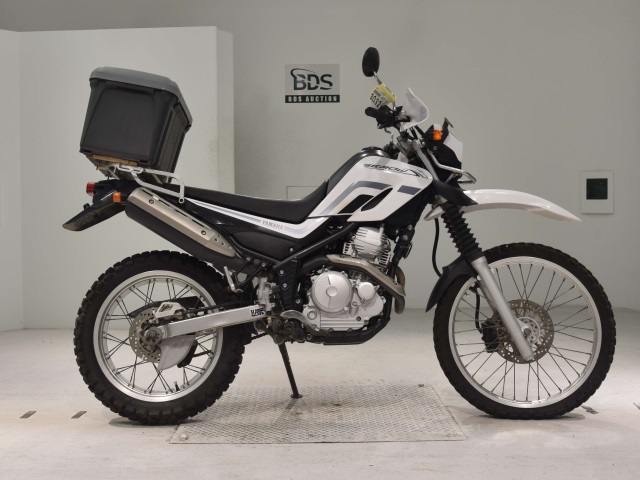 Yamaha SEROW XT250 2005