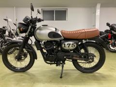 Kawasaki w175 tr se 2010