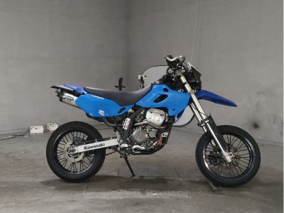 Kawasaki D TRACKER 2005