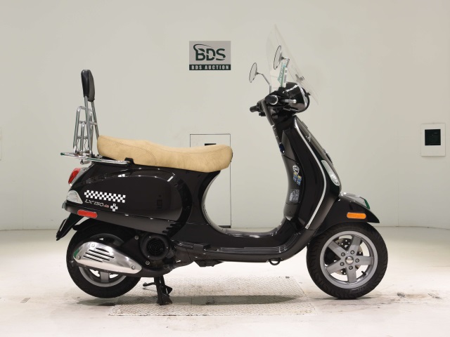 Piaggio LX150IE 2011