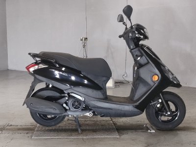 Yamaha AXIS Z 2021