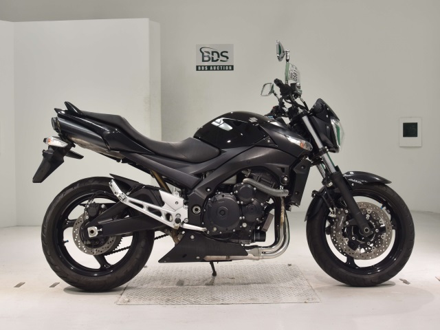 Suzuki GSR400A 2009