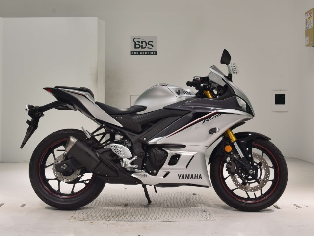 Yamaha YZF-R25A 2020