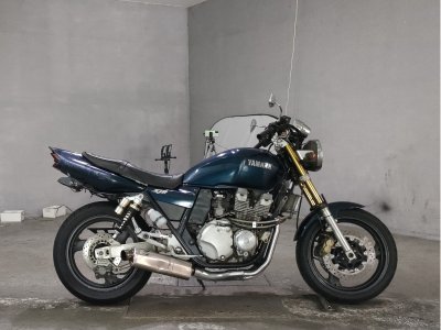 Yamaha XJR400 1999