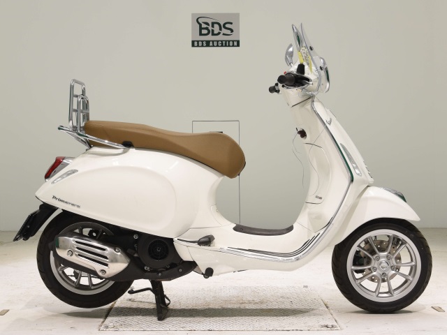 Vespa PRIMAVERA125 2022