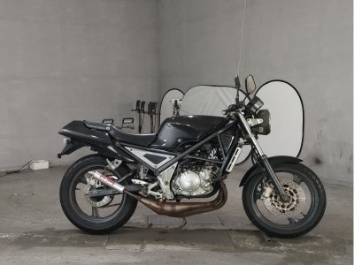 Yamaha R1-Z 1991