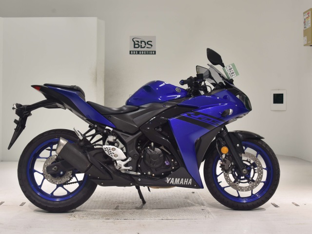 Yamaha YZF-R25 2018