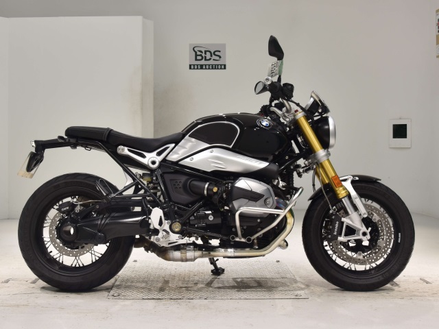 BMW R NINE T 2023